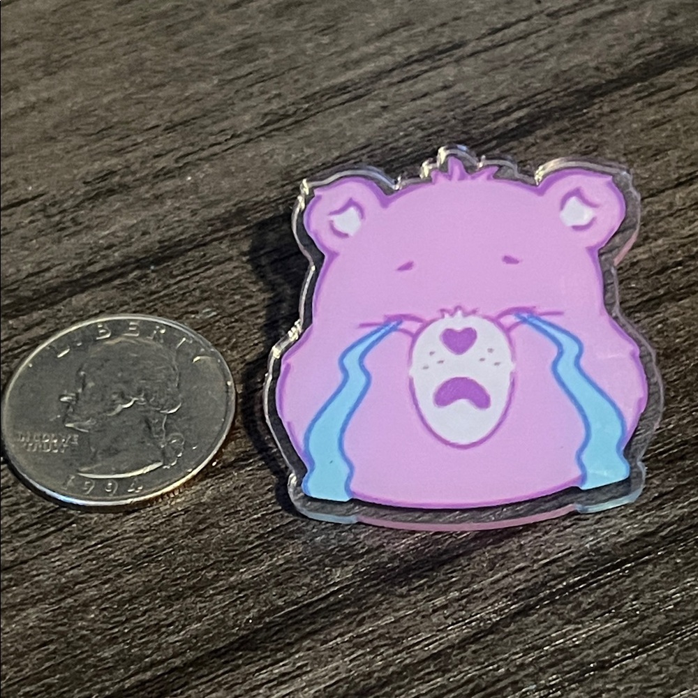 ✨ 5 for $25 ✨ Handmade Share Bear pin
